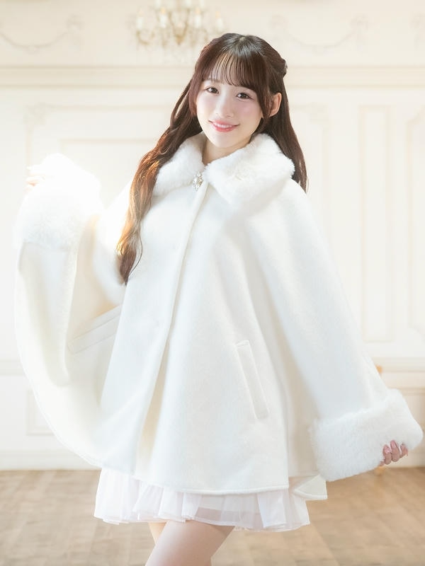 ビジューポンチョコート｜evelyn（エブリン）公式通販サイト