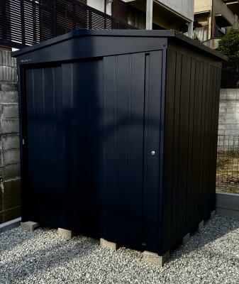 大阪府茨木市 Y様邸 マツモト物置 MN-1810 BN色 デザイン物置 外構