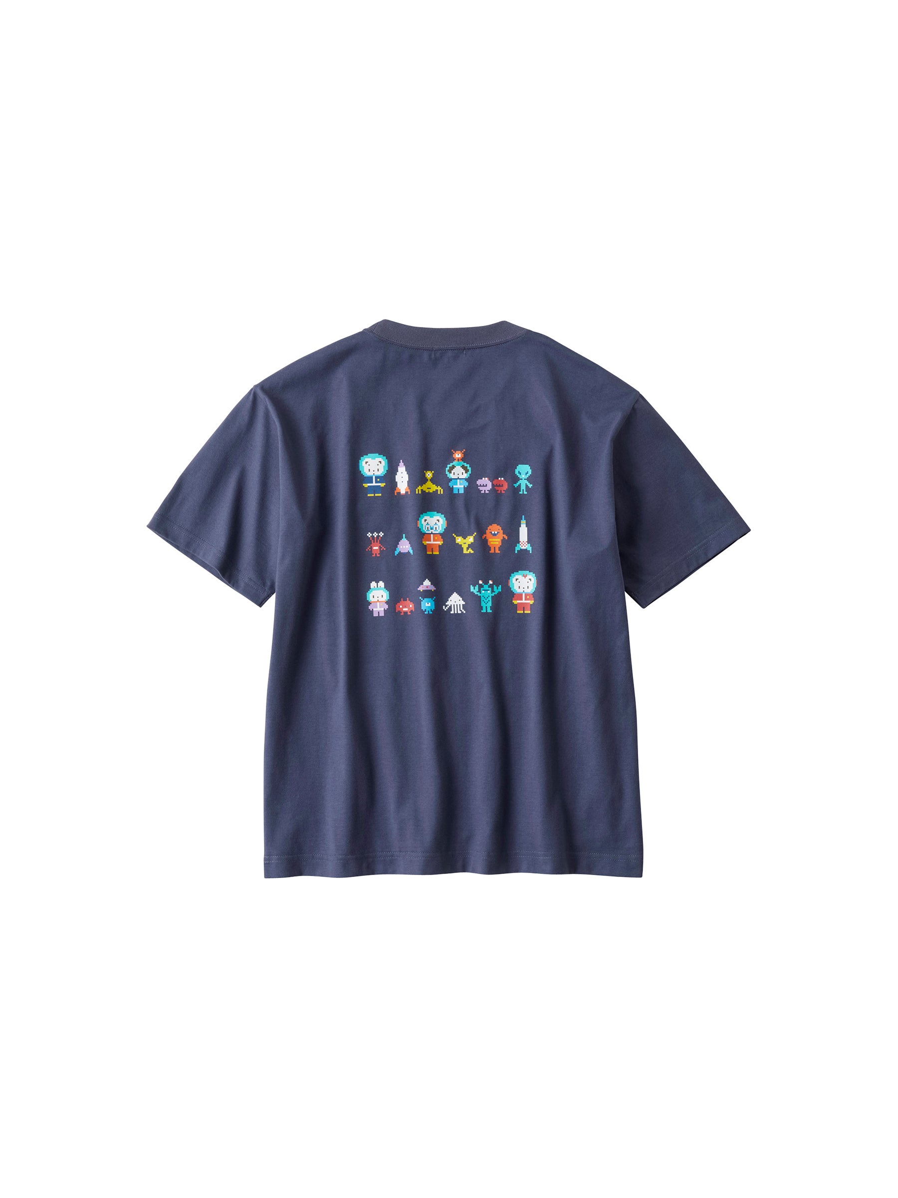 ファミリア 新品未使用タグつき 半袖シャツ ま*⭐様 新品未使用タグ