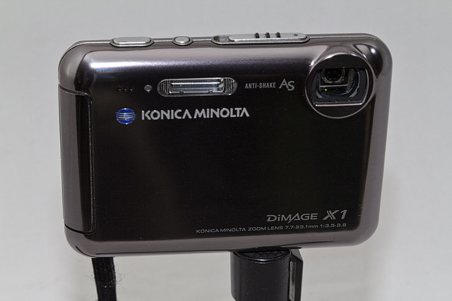 Konica Minolta DiMAGE X1 - Camera-wiki.org - The free camera