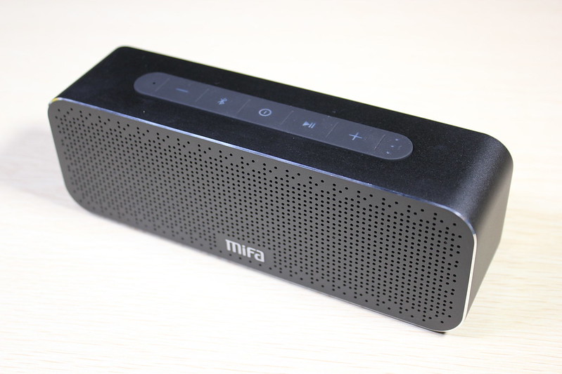 Amazonで熱い！TWSスピーカーを開封してみた。【MIFA A20 Bluetooth