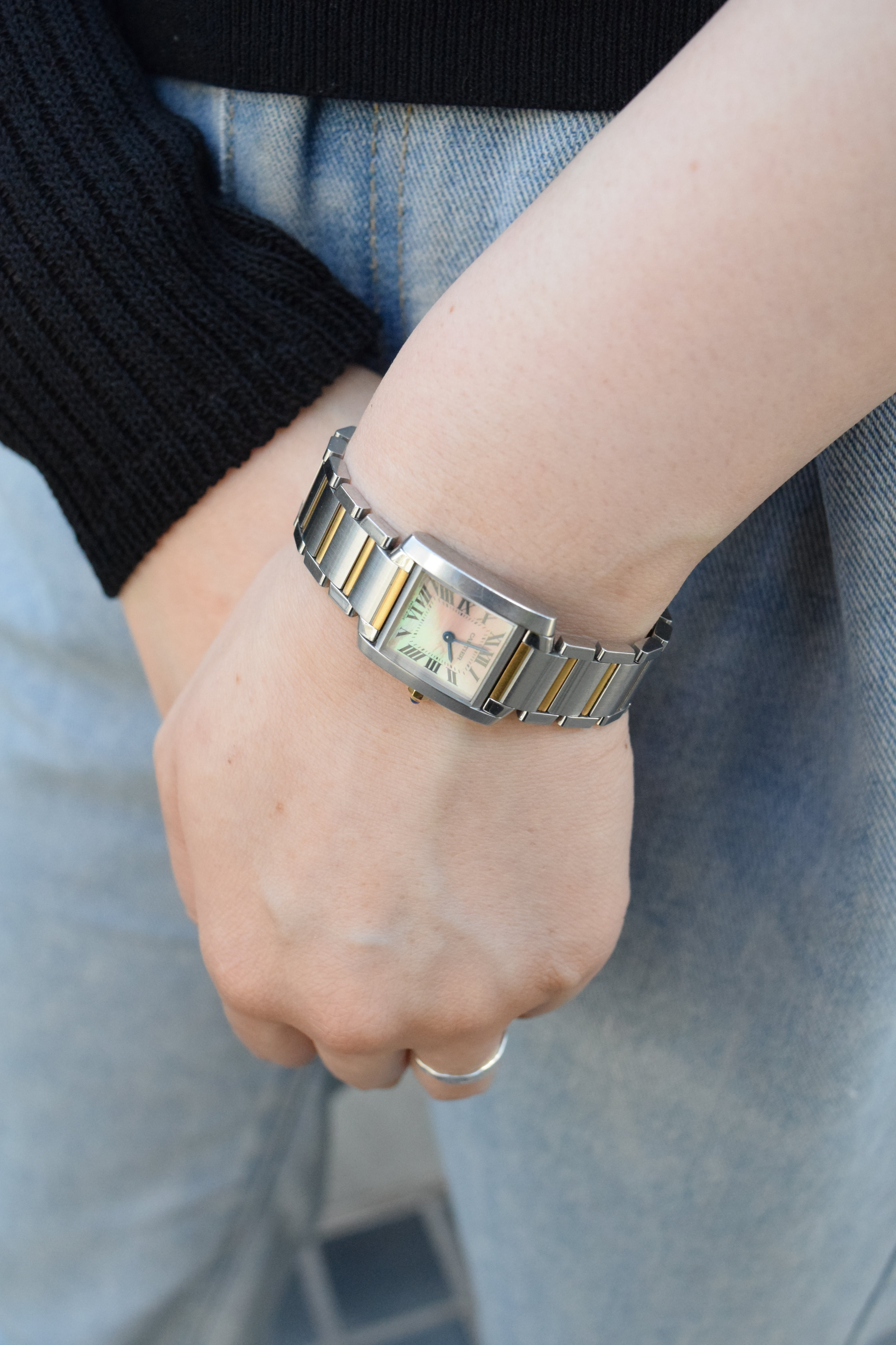 カルティエ フランセーズ ピングゴールド x ピンクシェル文字盤SMサイズ