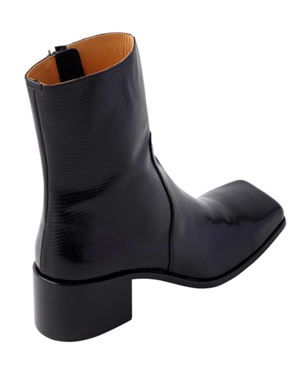 ジョン ローレンス サリバン」即完したスクエアトゥブーツの新色発売