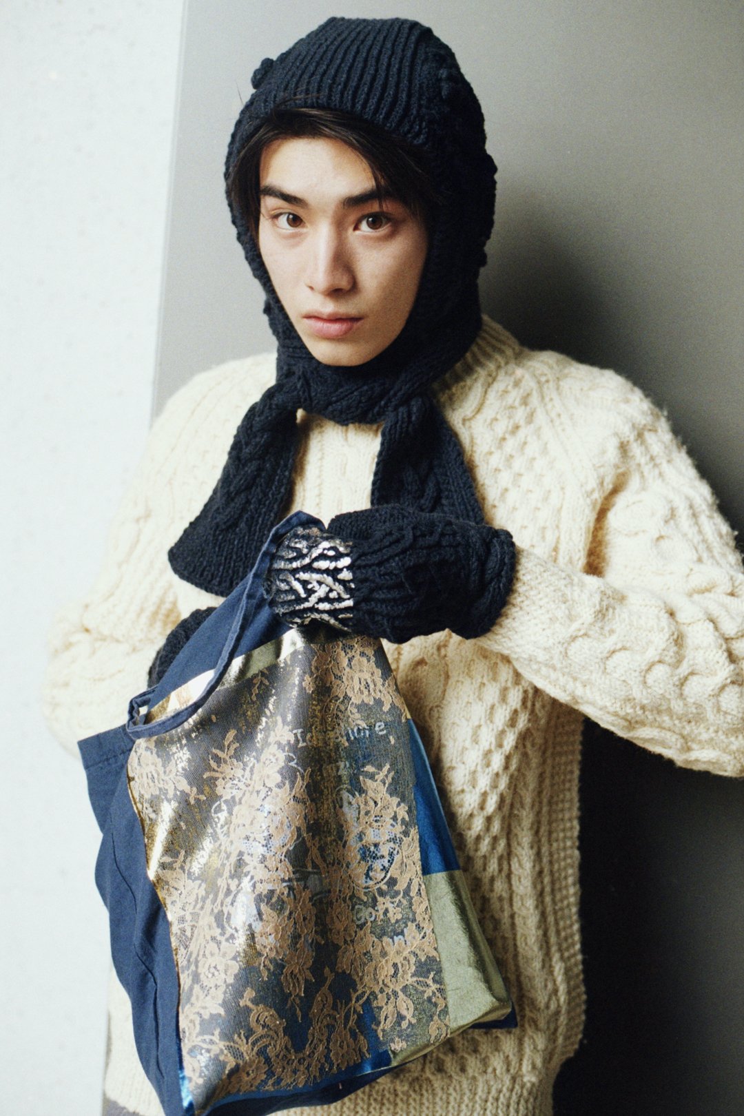 インタビュー】ユキ フジサワが新境地へ、人気のアランニット帽に込め