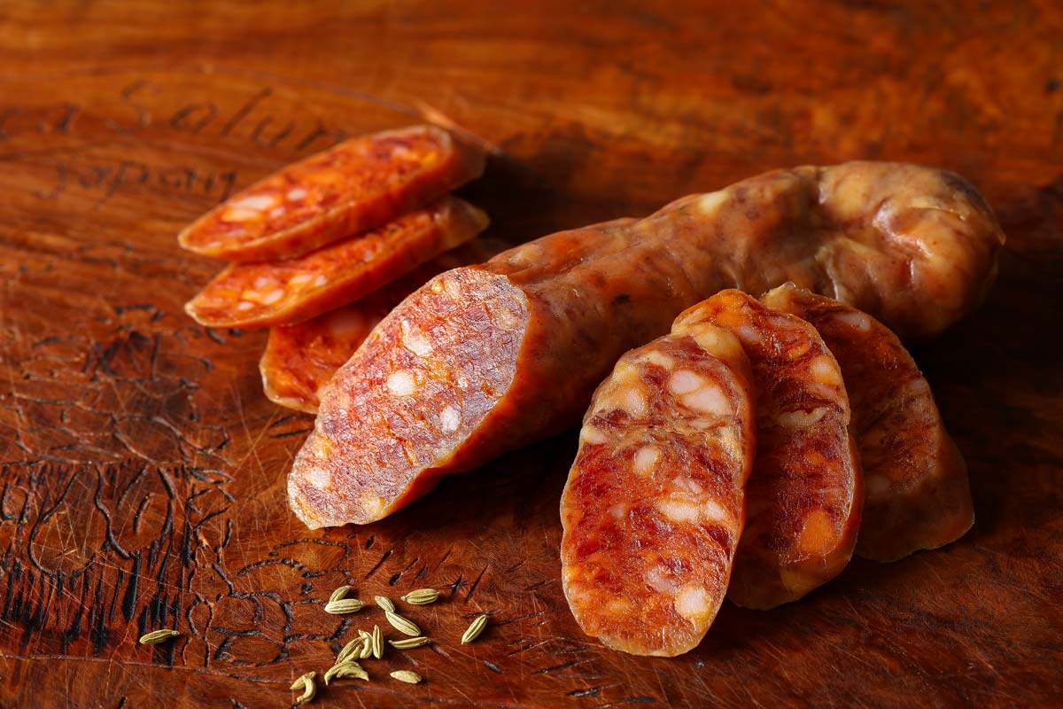 サルシッチャ・ドルチェ「スパイス香る熟成サラミ」｜ファットリアビオ