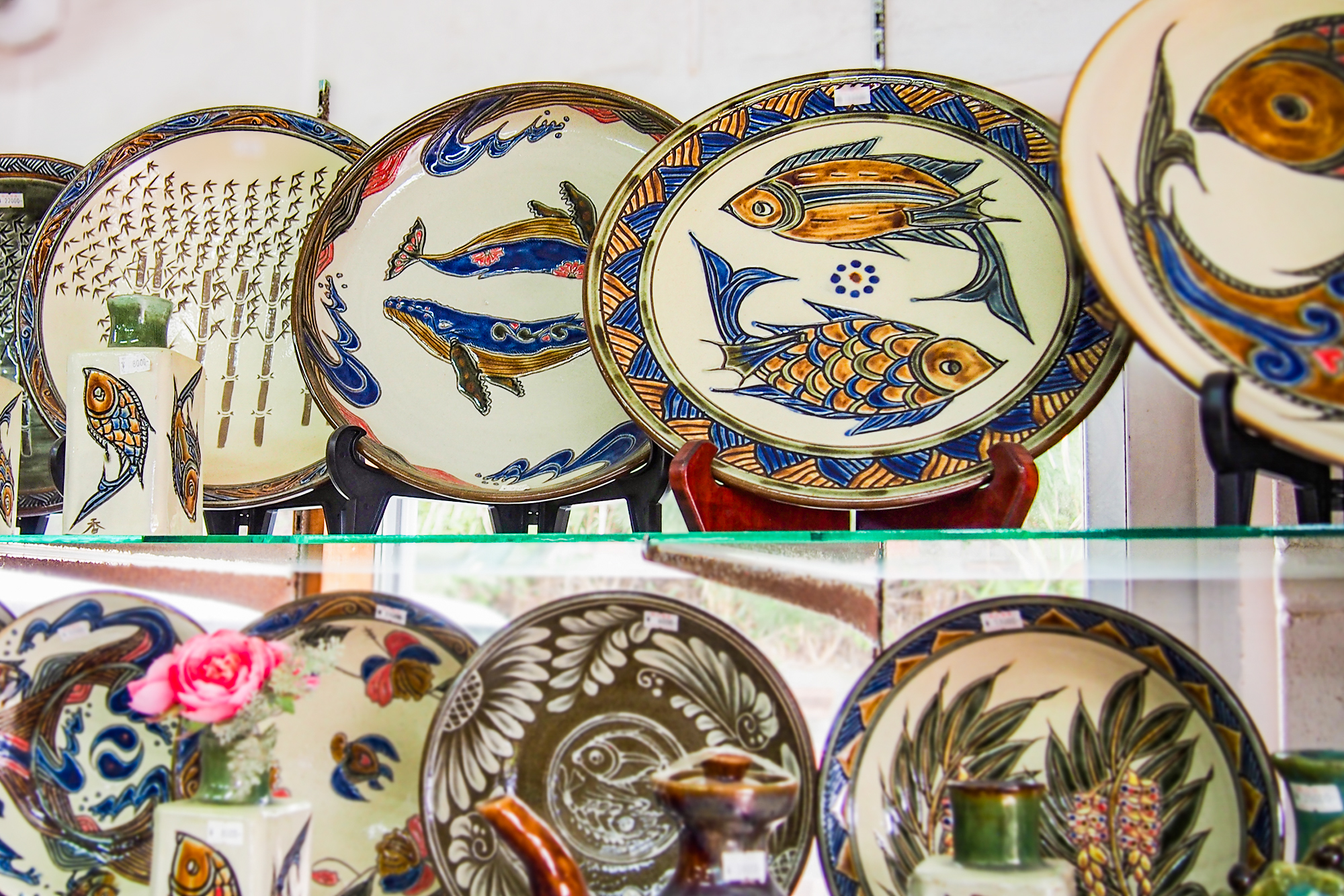 人間国宝の伝統を継ぐ、鮮やかで美しさあふれるやちむん、読谷村「陶芸