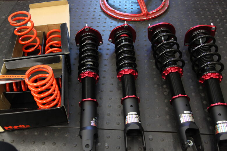 ロードスター ND5RC 純正ビルシュタイン車高調整 - カー用品持込