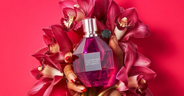 Flowerbomb Ruby Orchid Viktor&Rolf 香水- 一款2021年女用香水
