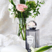 Glass Blooms Régime des Fleurs perfume - a fragrance for women and