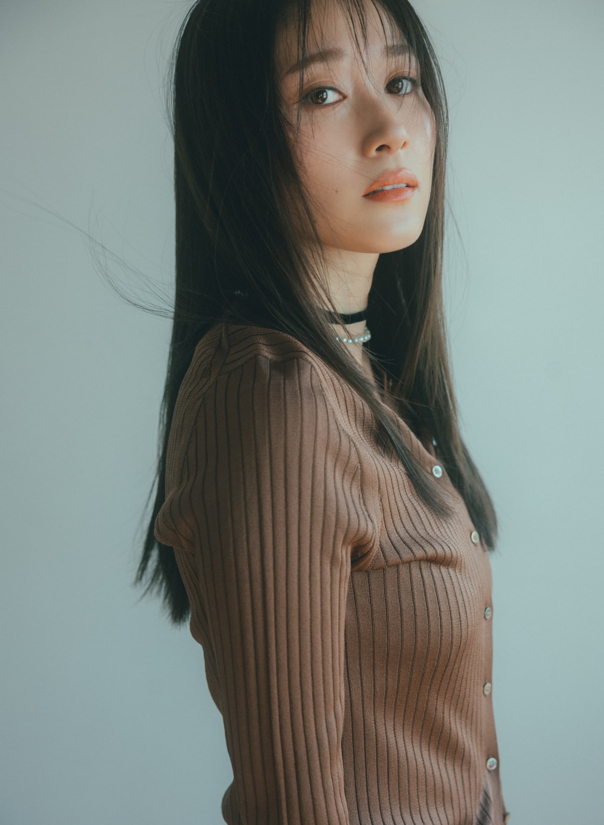 アセテートリブカーディガン｜LOUNIE（ルーニィ）公式サイト／公式