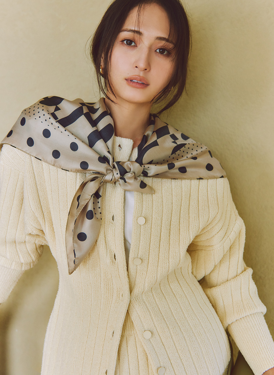 ブークレミドルカーディガン｜LOUNIE（ルーニィ）公式サイト／公式