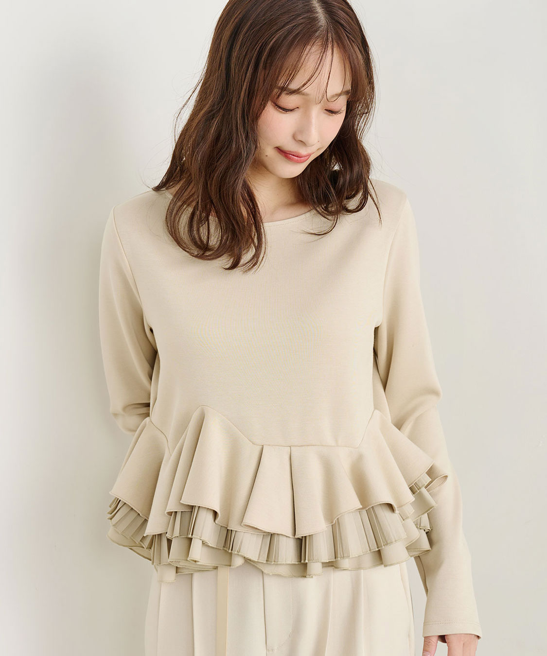 愛され名品】ランダムフリルペプラムトップス｜PETAL ONLINE（ペタル