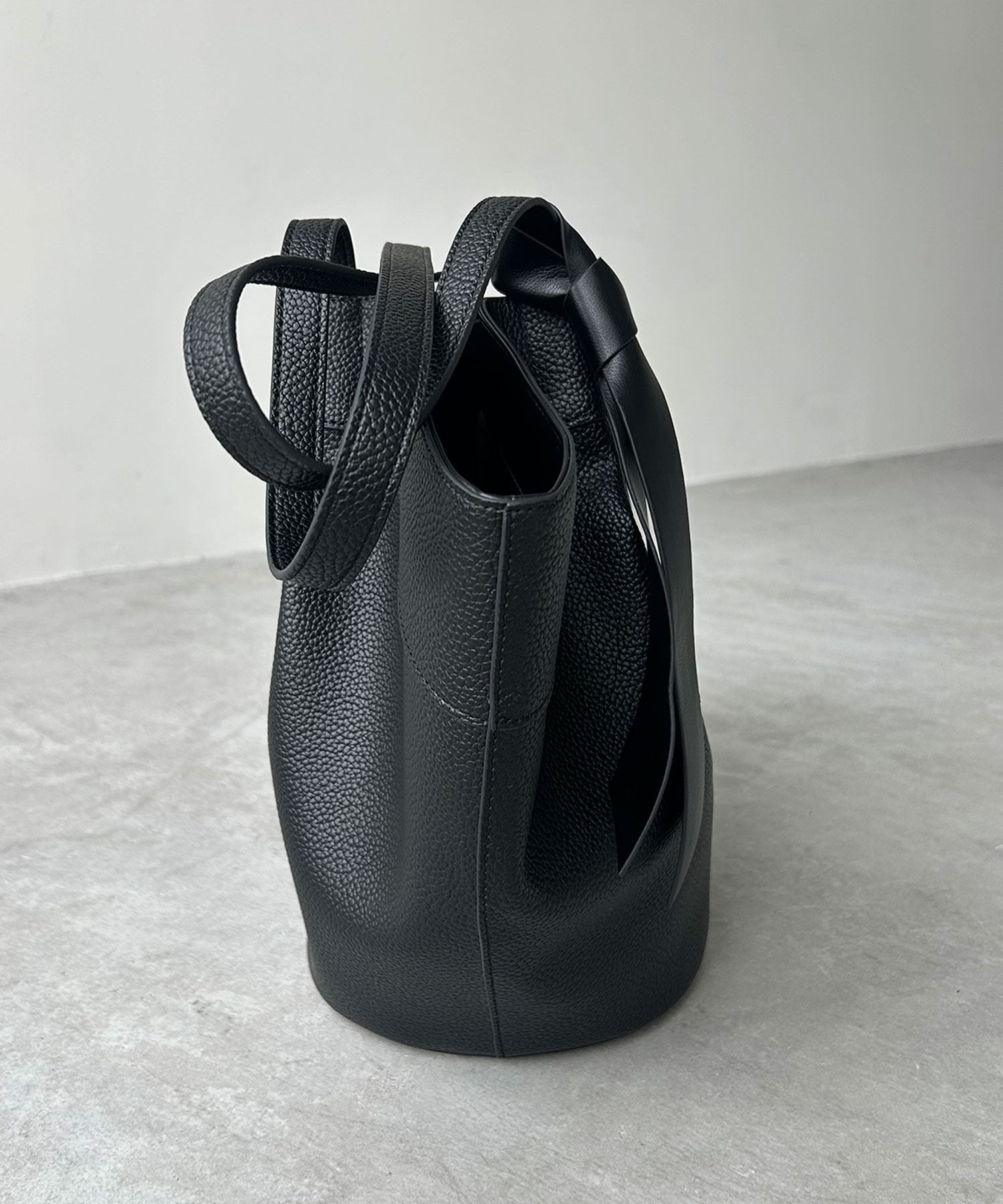 ベッセルシェイプビッグトートバッグ｜PETAL ONLINE（ペタルオンライン）