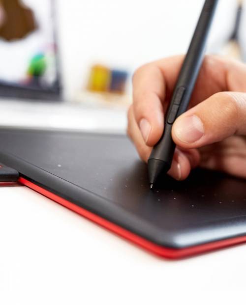 Buy One By Wacom Ctl-472/k0-cx Graphics Tablet Online At Best