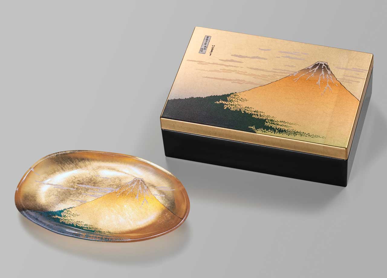 箔名画 アクセサリーボックス 赤富士 | HAKUICHI BUSINESS｜日本らしい