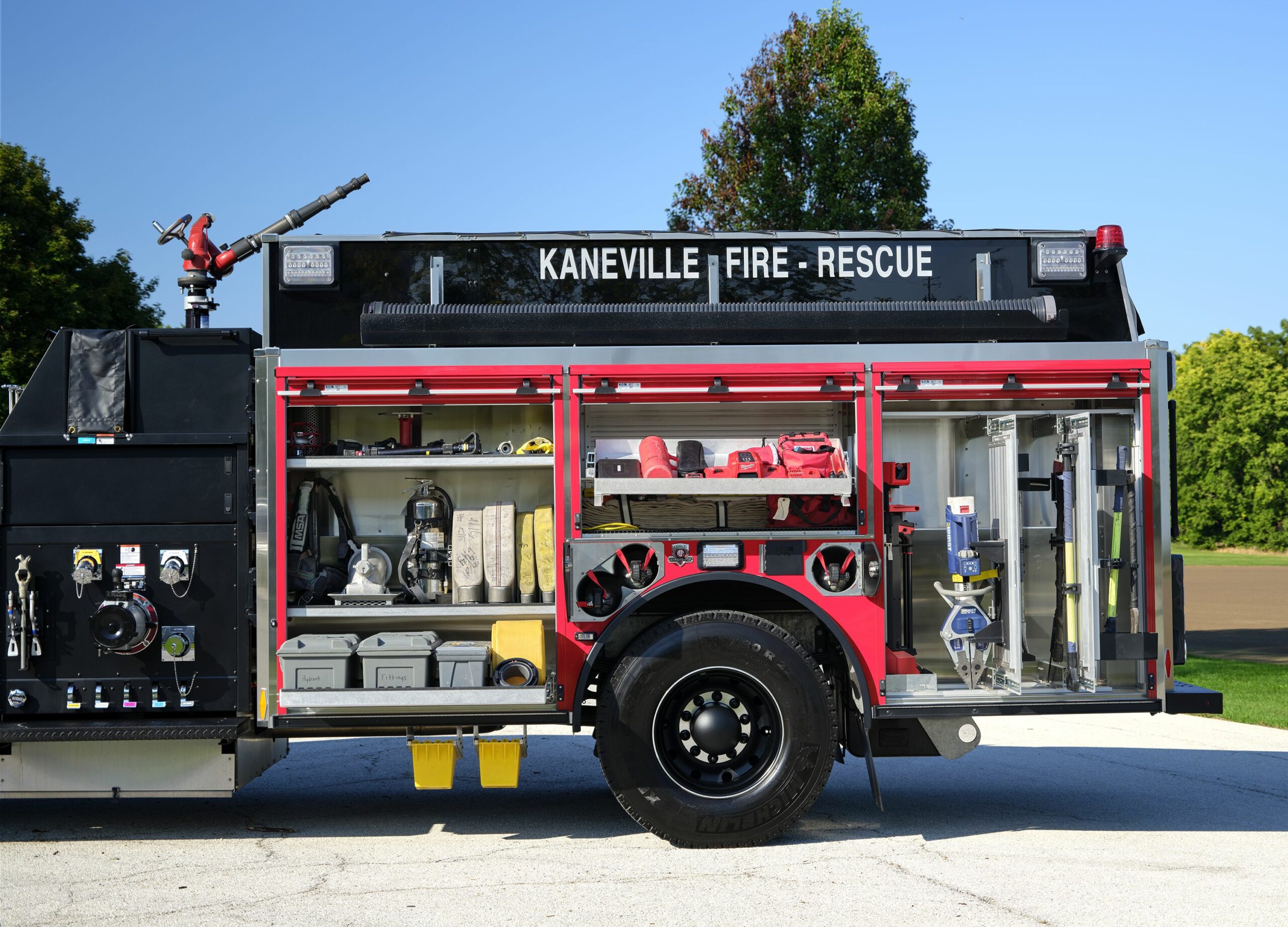 KANEVILLE VOLUNTEER FIRE DEPARTMENT, IL - #24345 - HME Ahrens-Fox®