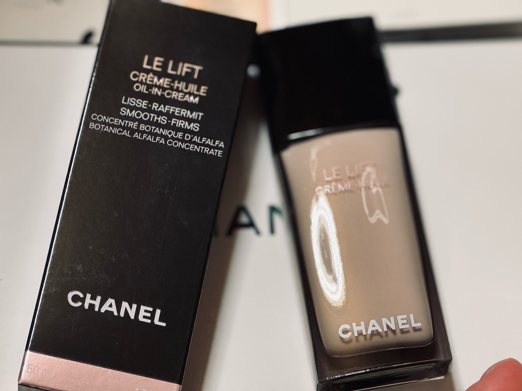 シャネル / LL クレーム ユイルの公式商品情報｜美容・化粧品情報は