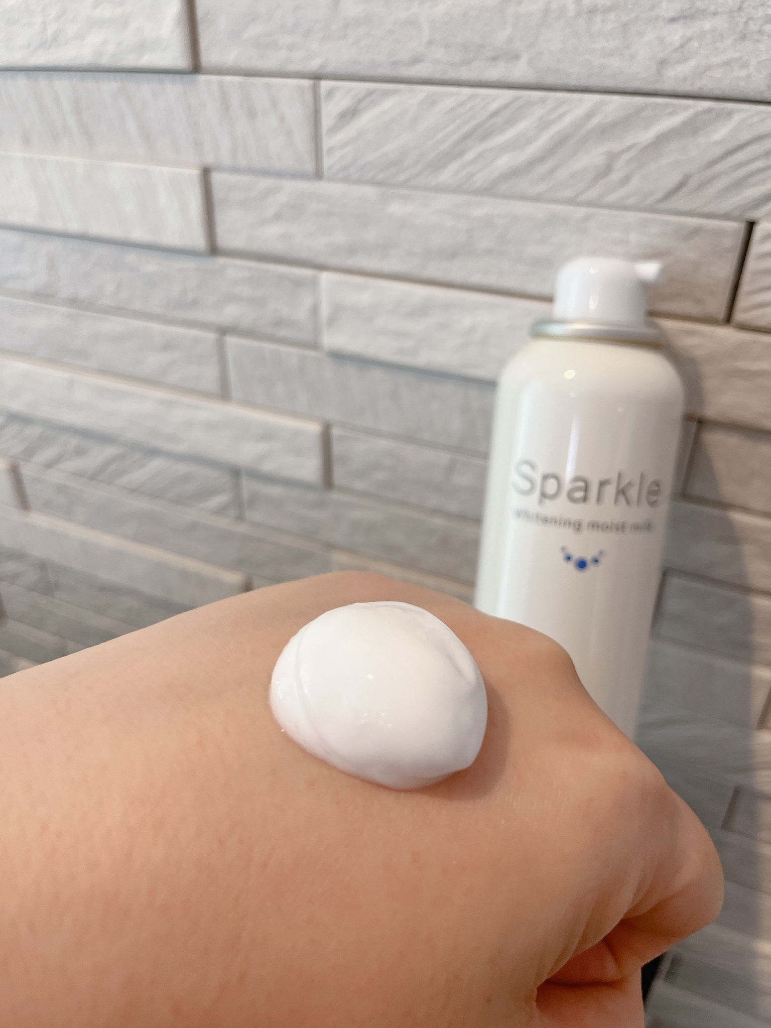 ルソイル / 薬用美白 ルソイル スパークルホワイトニングモイスト