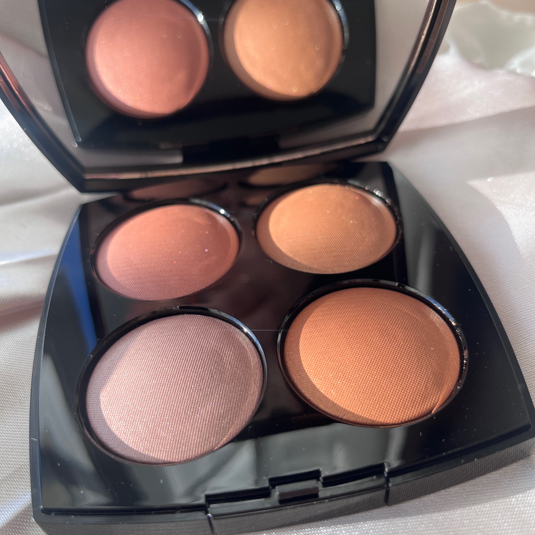 シャネル / ジュー ドゥ ルミエールの公式商品情報｜美容・化粧品情報