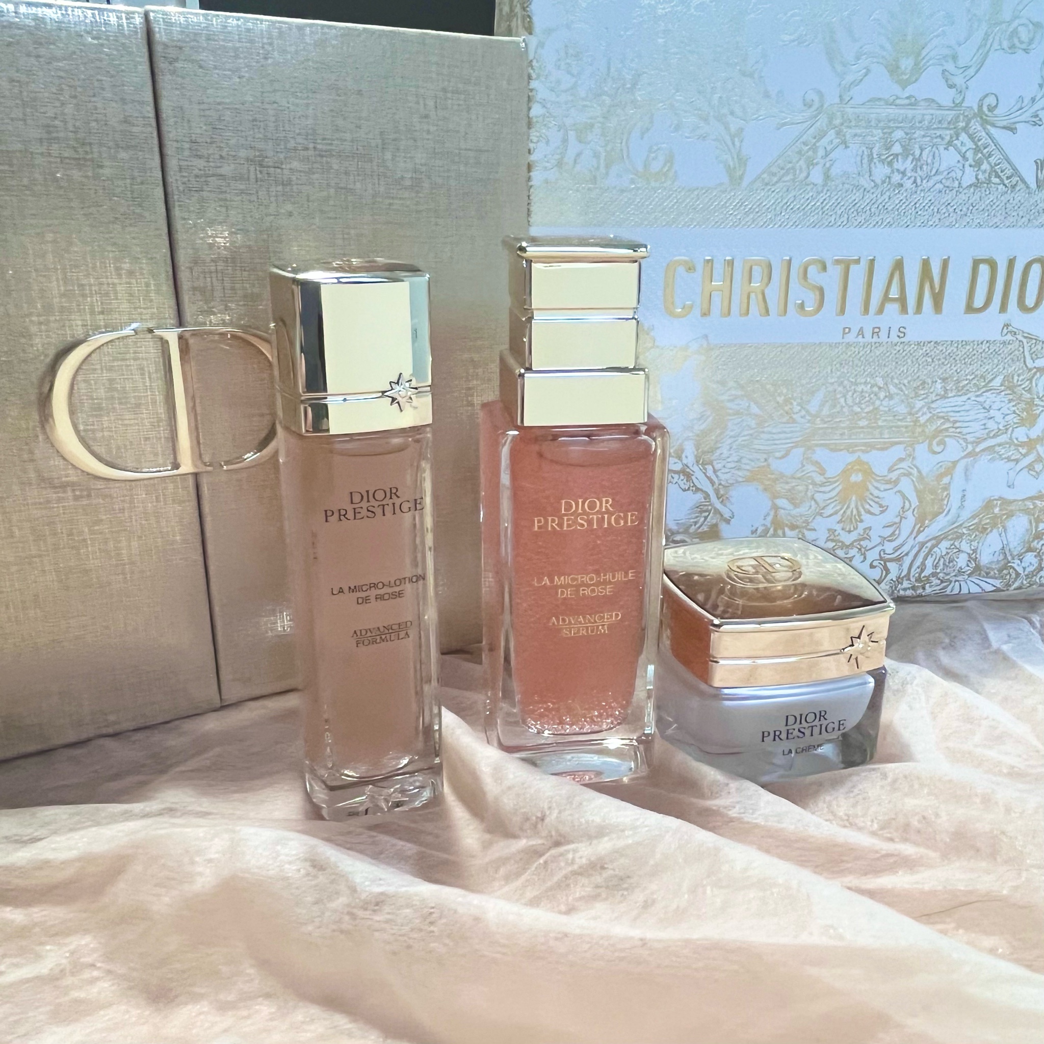 ディオール / プレステージ マイクロ ユイル ド ローズ ホリデーコフレ