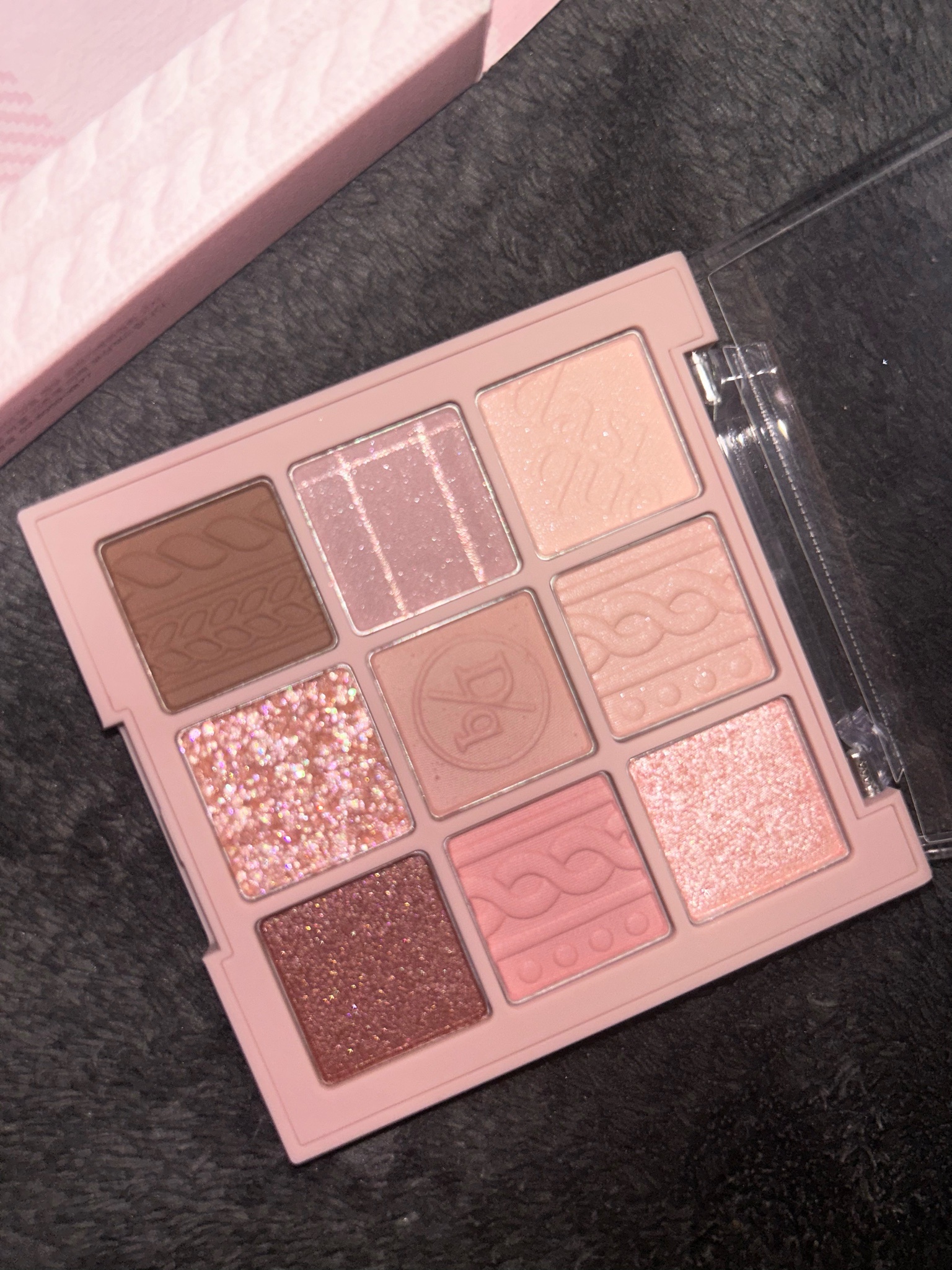 dasique / シャドウパレット 16 バイオレットニットの公式商品情報