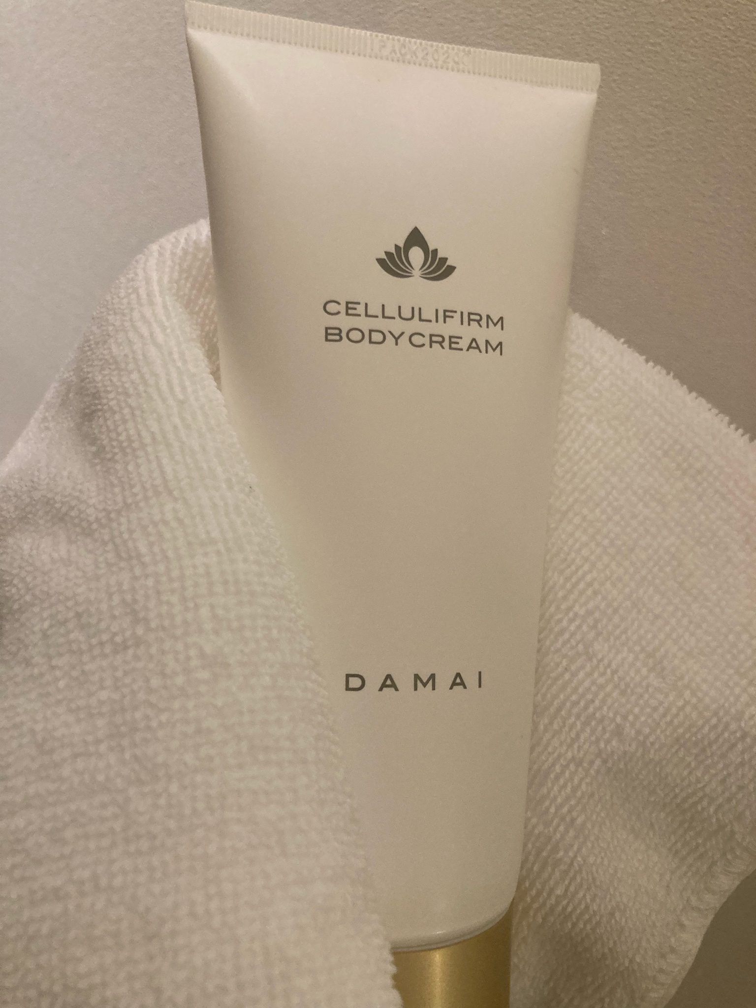 DAMAI(ダマイ) / ダマイ セルリファームボディクリームの公式商品情報