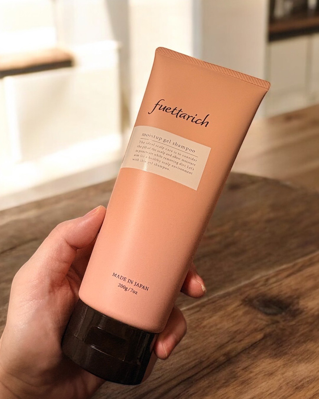 fuettarich(フエッタリッチ) / モイストアップジェルシャンプー 200gの