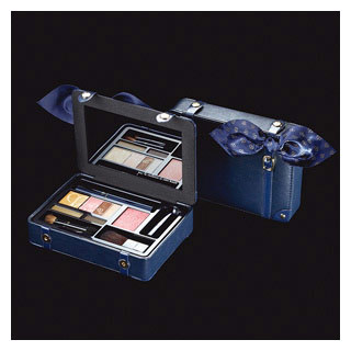 クレ・ド・ポー ボーテ / パレットドヴォワイヤージュの公式商品情報