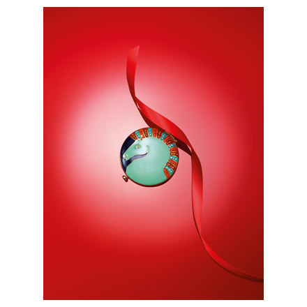 エスティ ローダー / メタル コンパクトの公式商品情報｜美容・化粧品