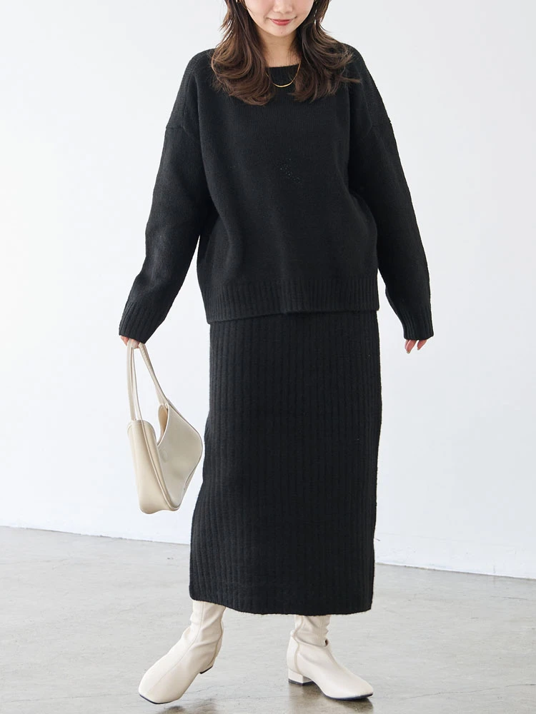 C．グレー 【LAVEANGE(ラビアンジェ)】ニットセットアップ