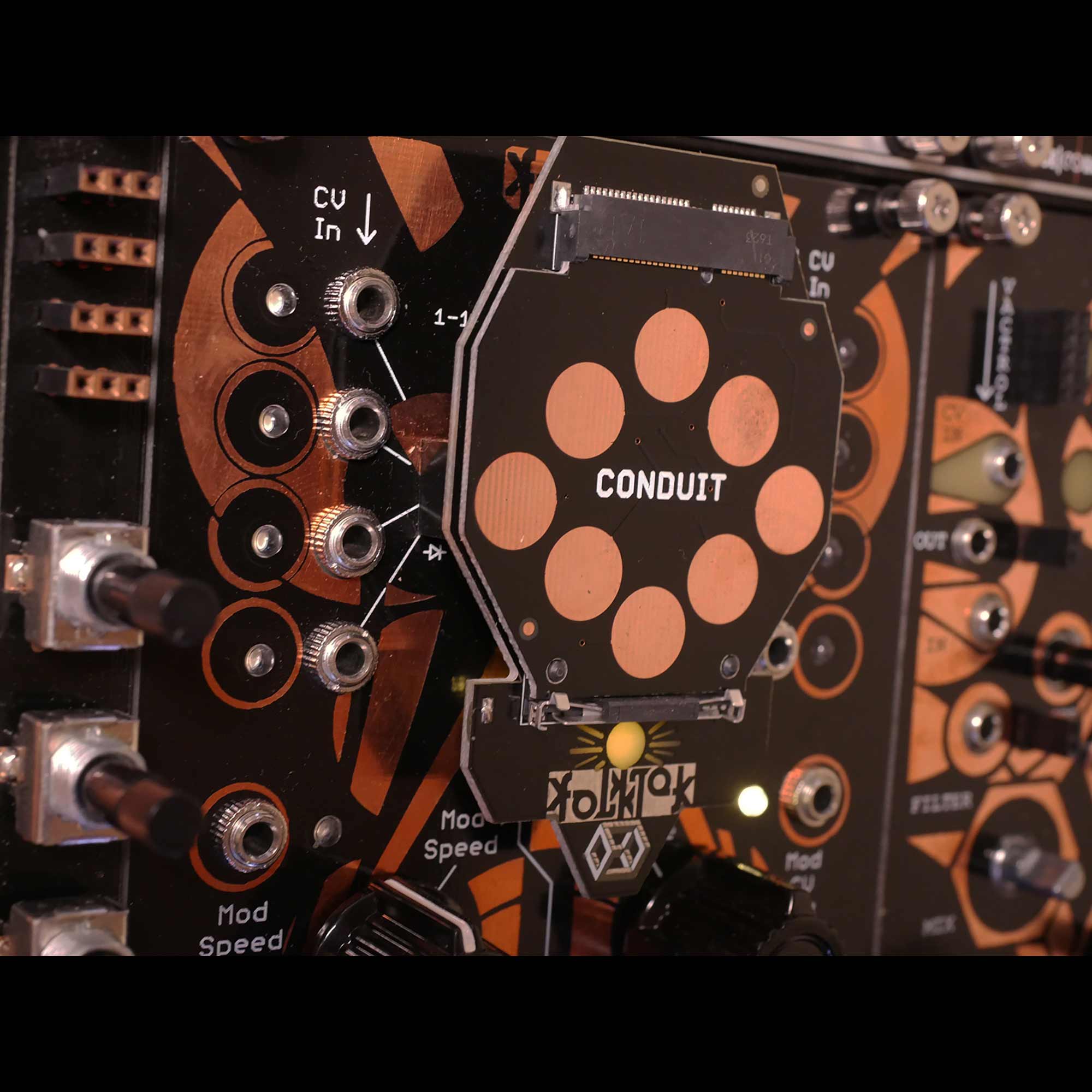 Folktek Modular Synth and Eurorack Instruments