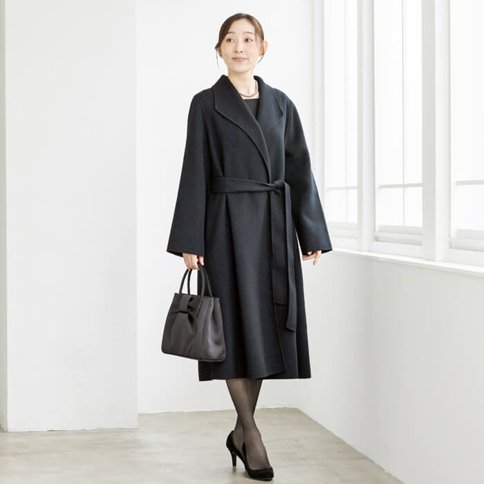 ベルト付｜カシミヤ混のウールコート L・ブラック｜東京ソワール