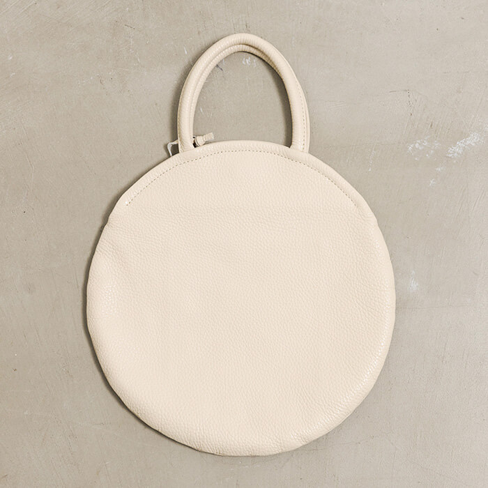 アンヴォクール｜円形ハンドバッグ・オフホワイト｜東京ソワール