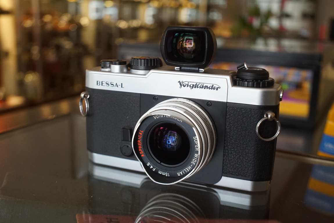 Voigtlander Bessa-L + Super Wide Heliar 15mm f/4.5 + Finder kit