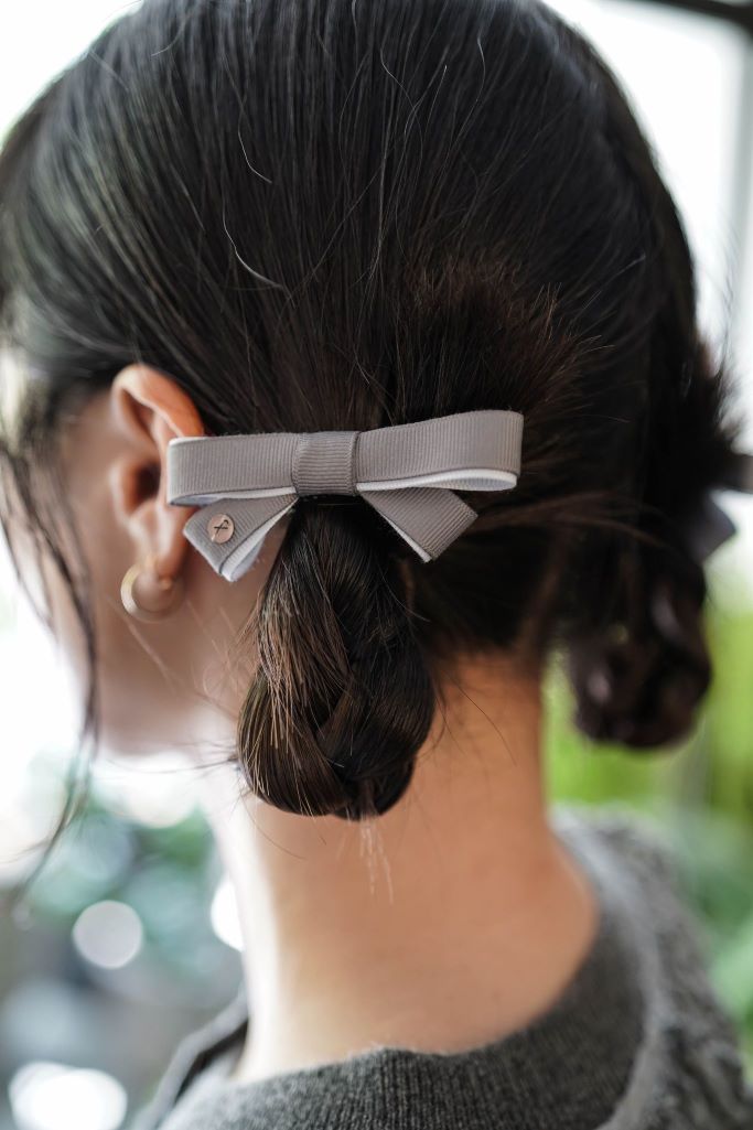 グレー ヘアクリップセット / Gray Ribbon Hair Clip Set – foxco shop