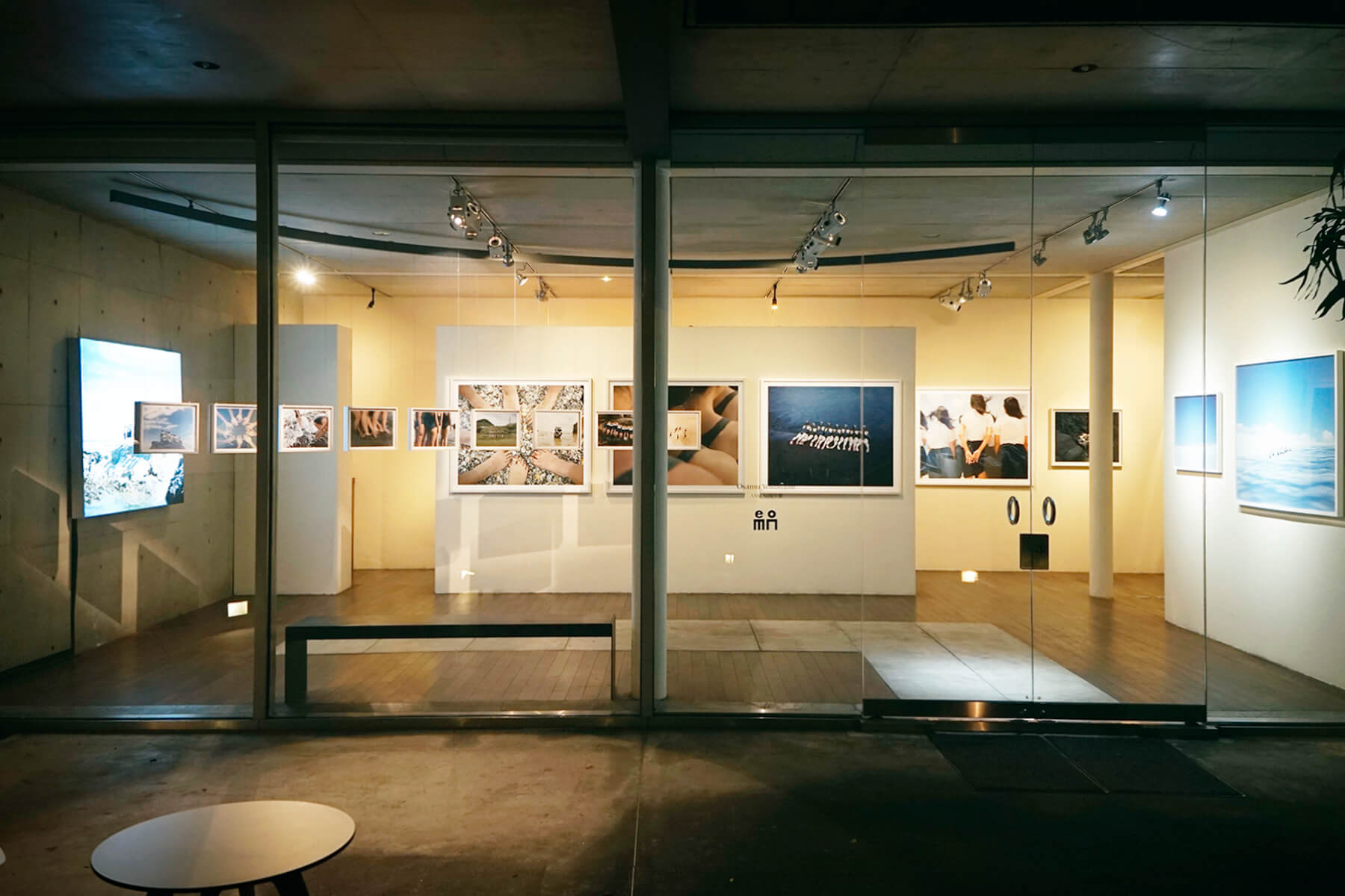 横浪修「ASSEMBLY Ⅲ」 | FLATLABO（フラットラボ）プロ品質の写真