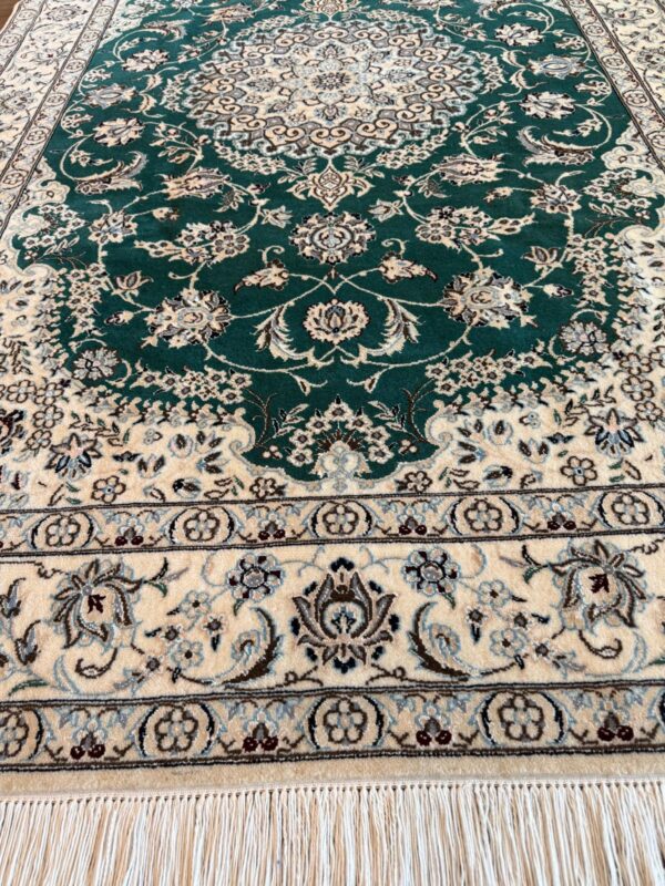 ペルシャ絨毯【ウール】254x158cm ナイン9LA | ペルシャ絨毯専門店