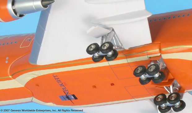 Braniff Ultra Orange 747-200 1:200