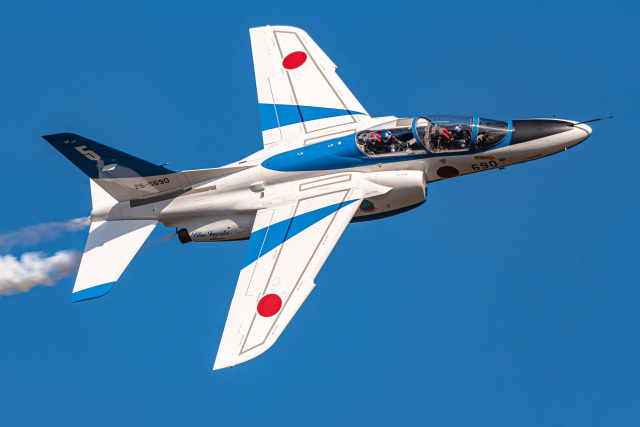 ブルーインパルス、8月24日14時〜14時15分に3色カラースモークで都心