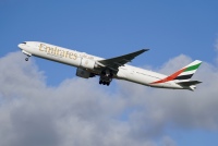 エミレーツ航空、A380の新たなレアル・マドリード特別塗装機を公開