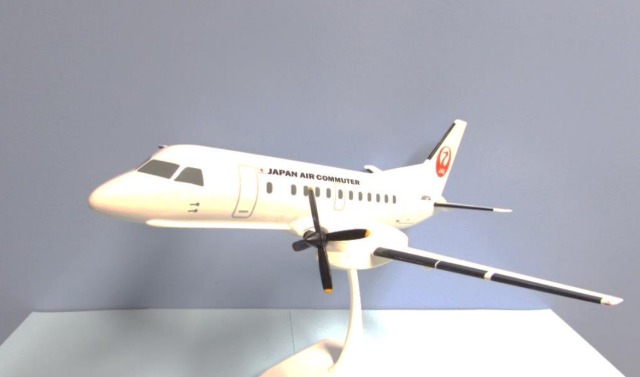 日本エアコミューター、8月5日から機内でサーブ340モデルプレーンを