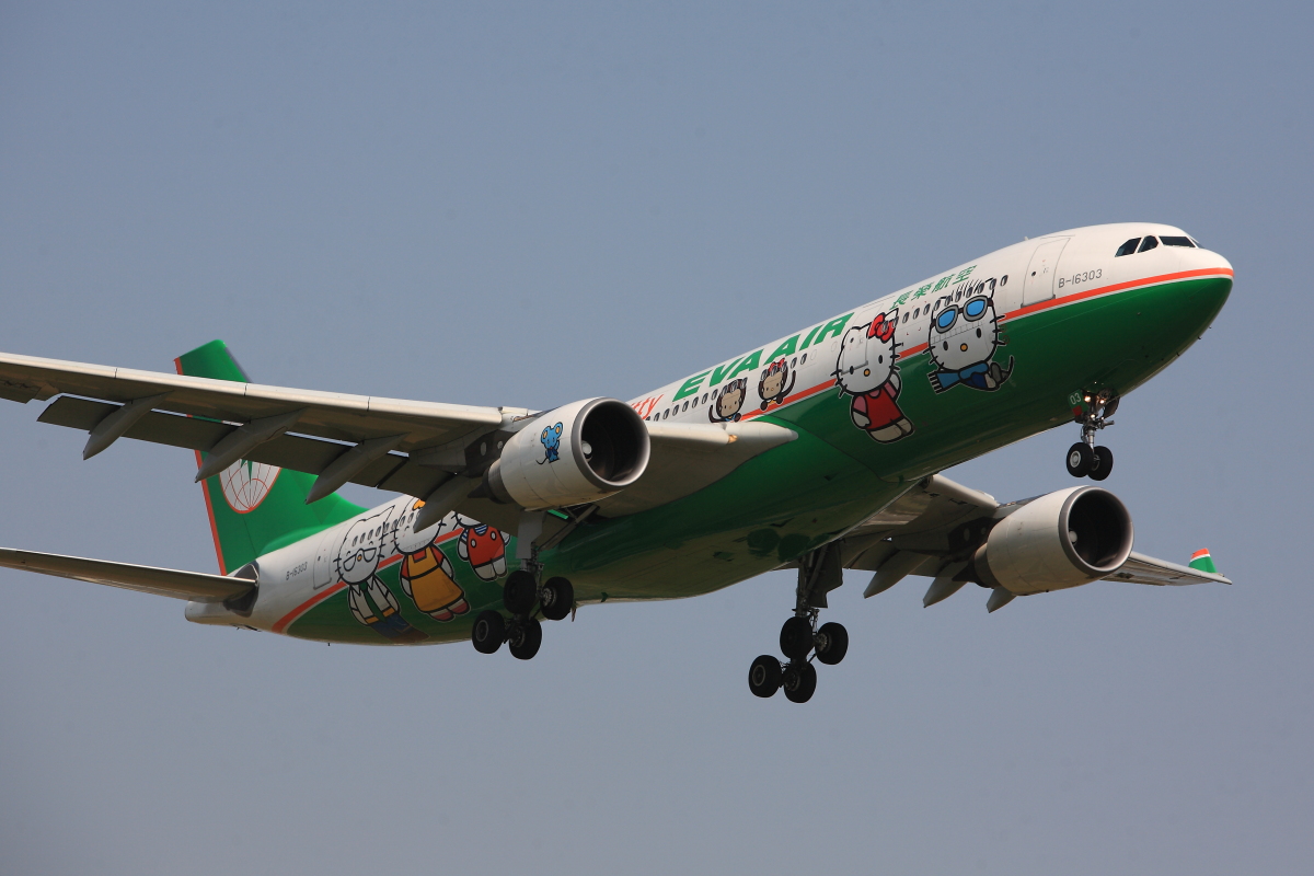 2024 最新版】エバー航空 “ハローキティジェット”カタログ、現役機は