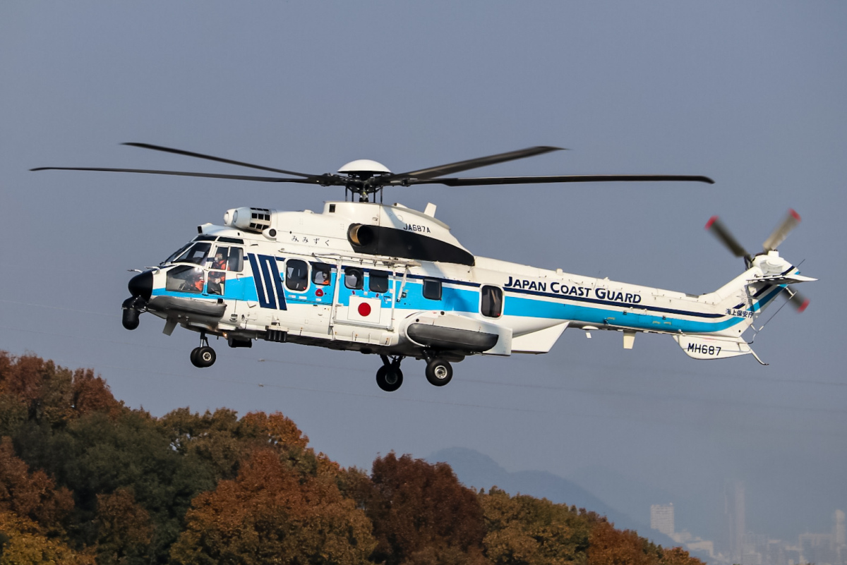 警視庁向け大型ヘリ、神戸空港で飛行 H225「JA001P」 | FlyTeam ニュース