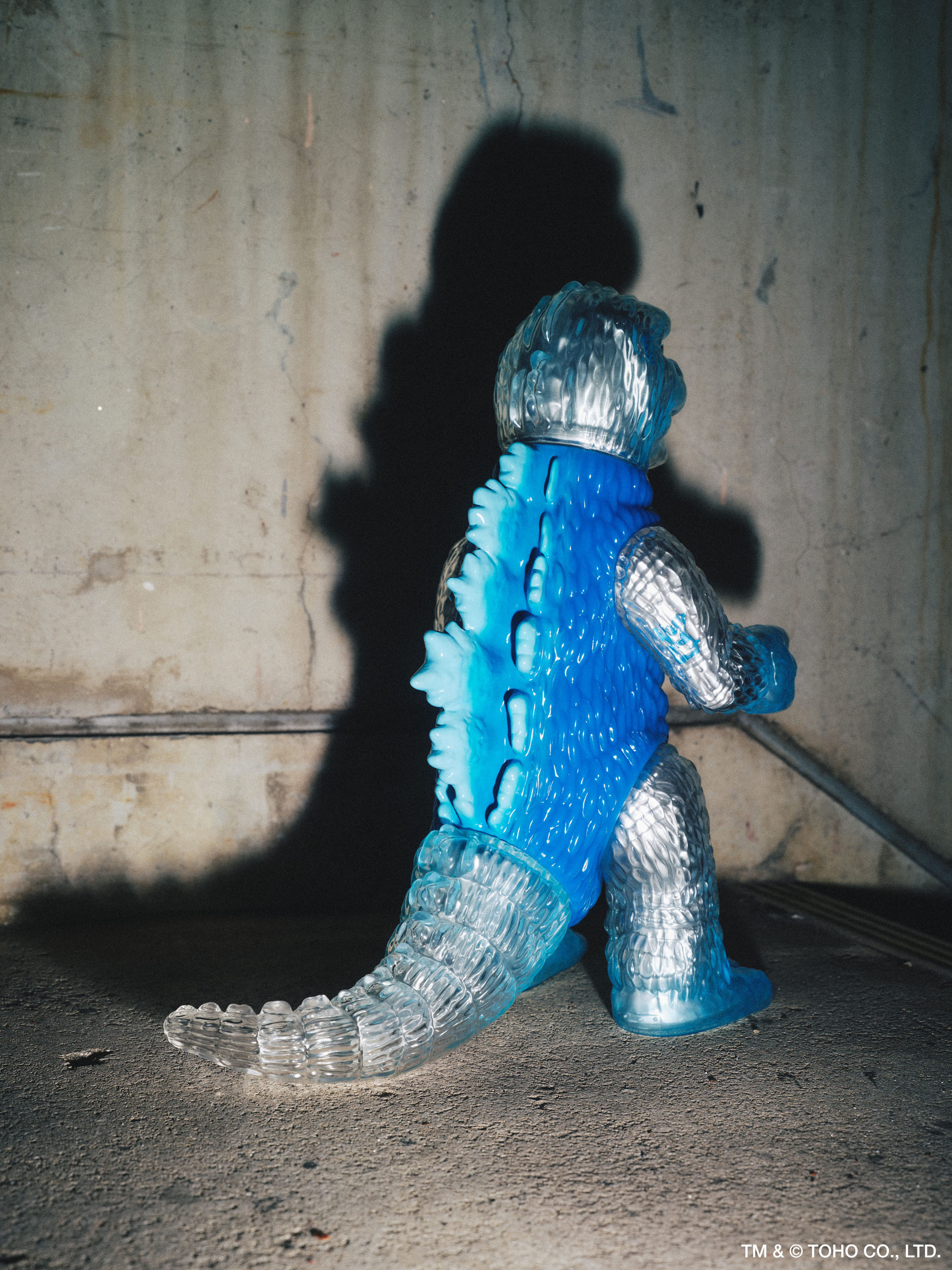 atmosから「SECRET BASE」によるソフビゴジラの新色が1月26日(金)登場