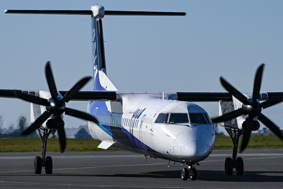 異例の中古機導入へ！ ANA、DHC-8-Q400を7機追加 2025年以降 | FlyTeam