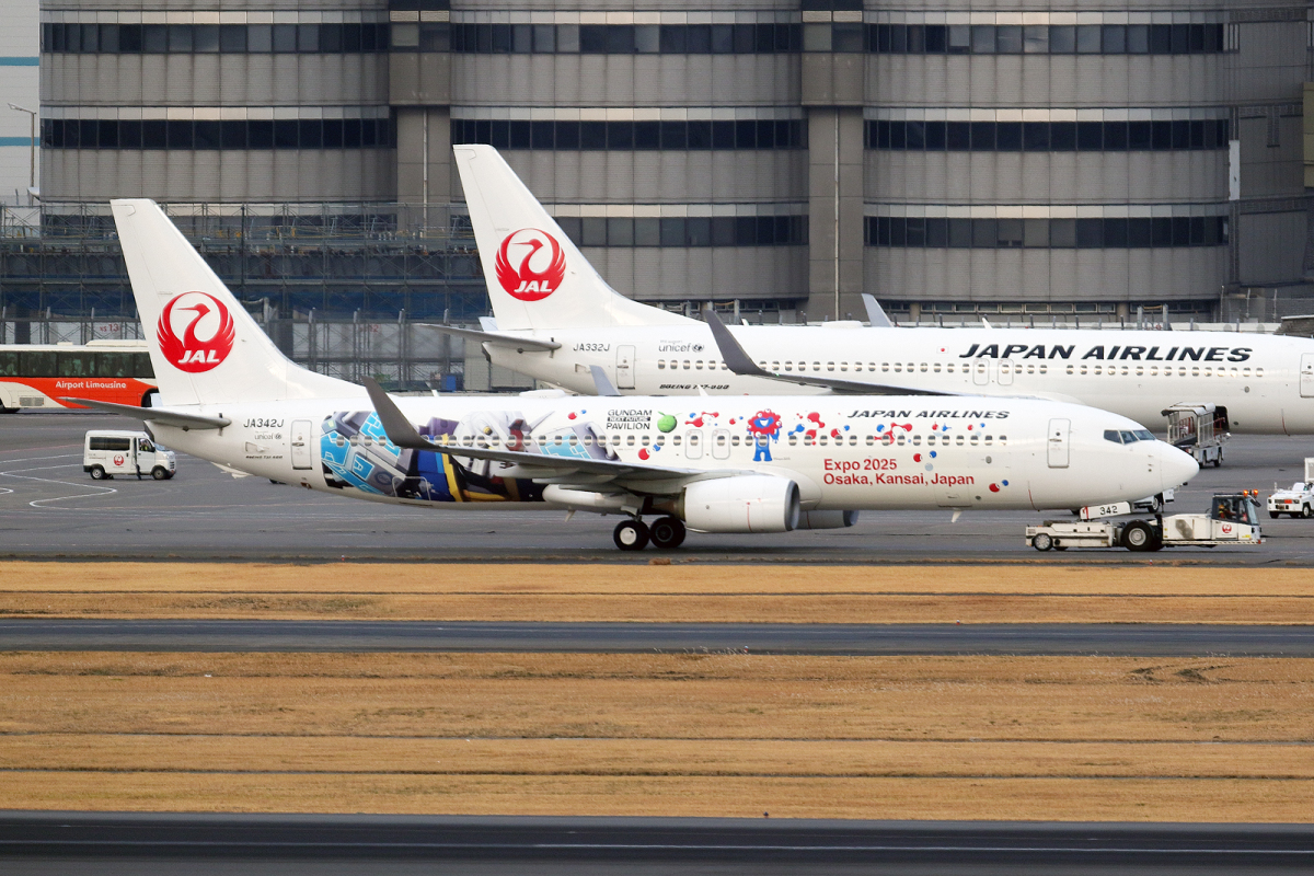 JAL「ガンダムJET」、運航開始！ 11月まで国内線へ | FlyTeam ニュース