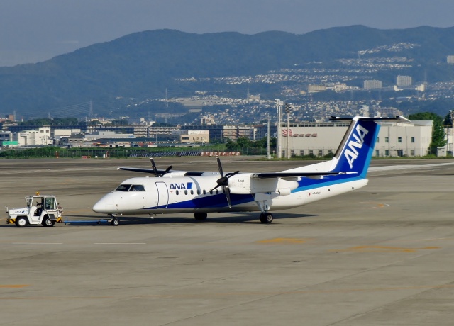 エアーニッポン 機材一覧 ボンバルディア DHC-8-300 | FlyTeam(フライ