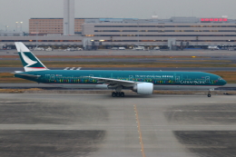 Spirit Of Hong Kong」特別塗装機 キャセイパシフィック航空 (777-300