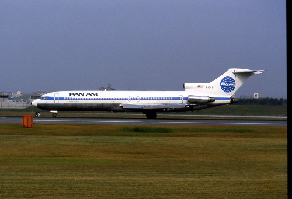 パンアメリカン航空 Boeing 727-200 N4747 伊丹空港 航空フォト | by