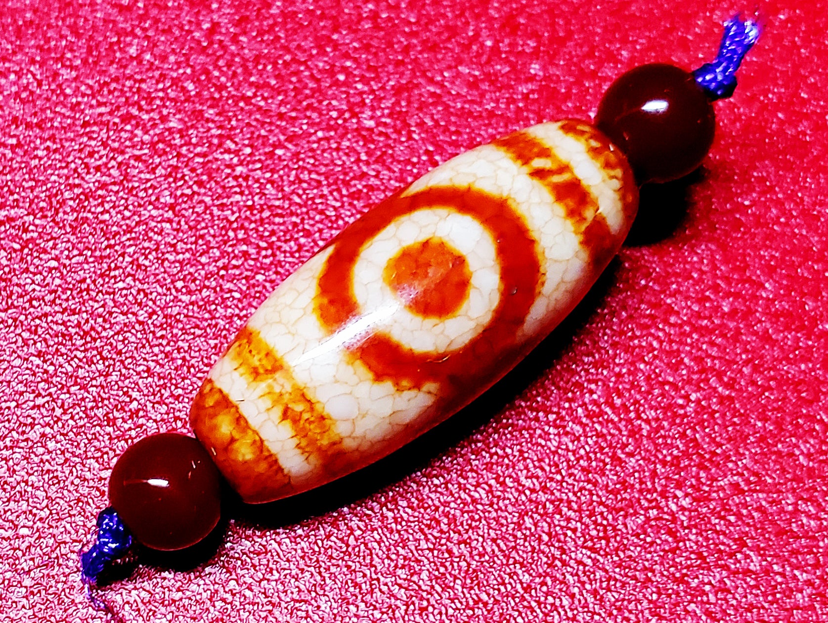 上肯天珠・虎牙三眼天珠 – 天然石の店 ふうちゃん